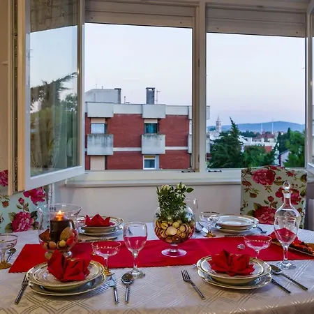Panorama Karmen Apartamento